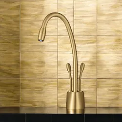 ברז זהב צרפתי לבר תת כיורי חם קר סטיקים